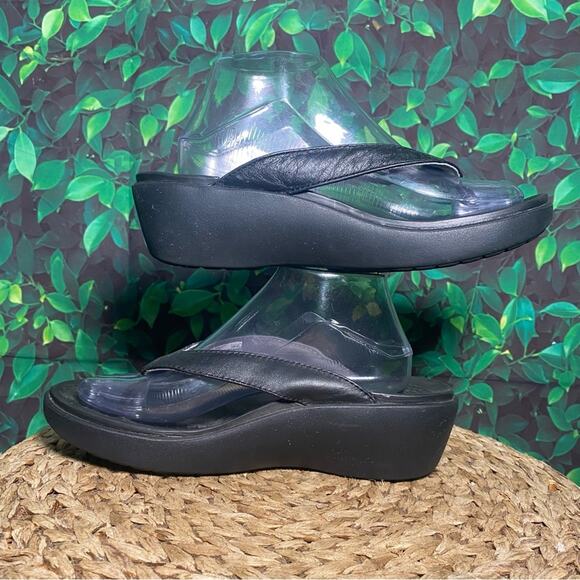 Crocs black thong wedge sandals womens 10 - Picture 4 of 7